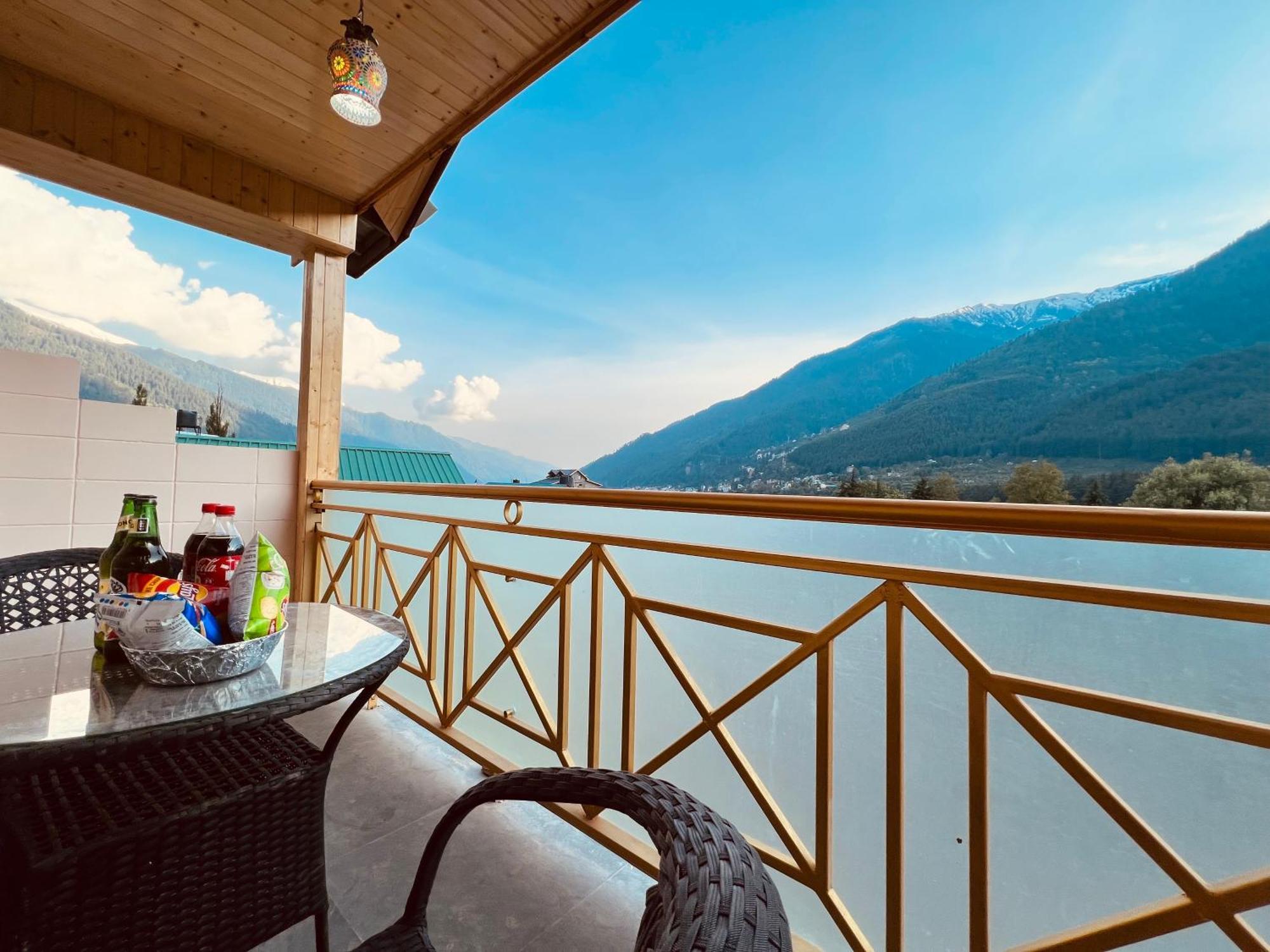 Hill River Resort - Central Heated & Air Cooled - Near Mall Road , Best Property Of Manali 2024- 2025 Exterior photo