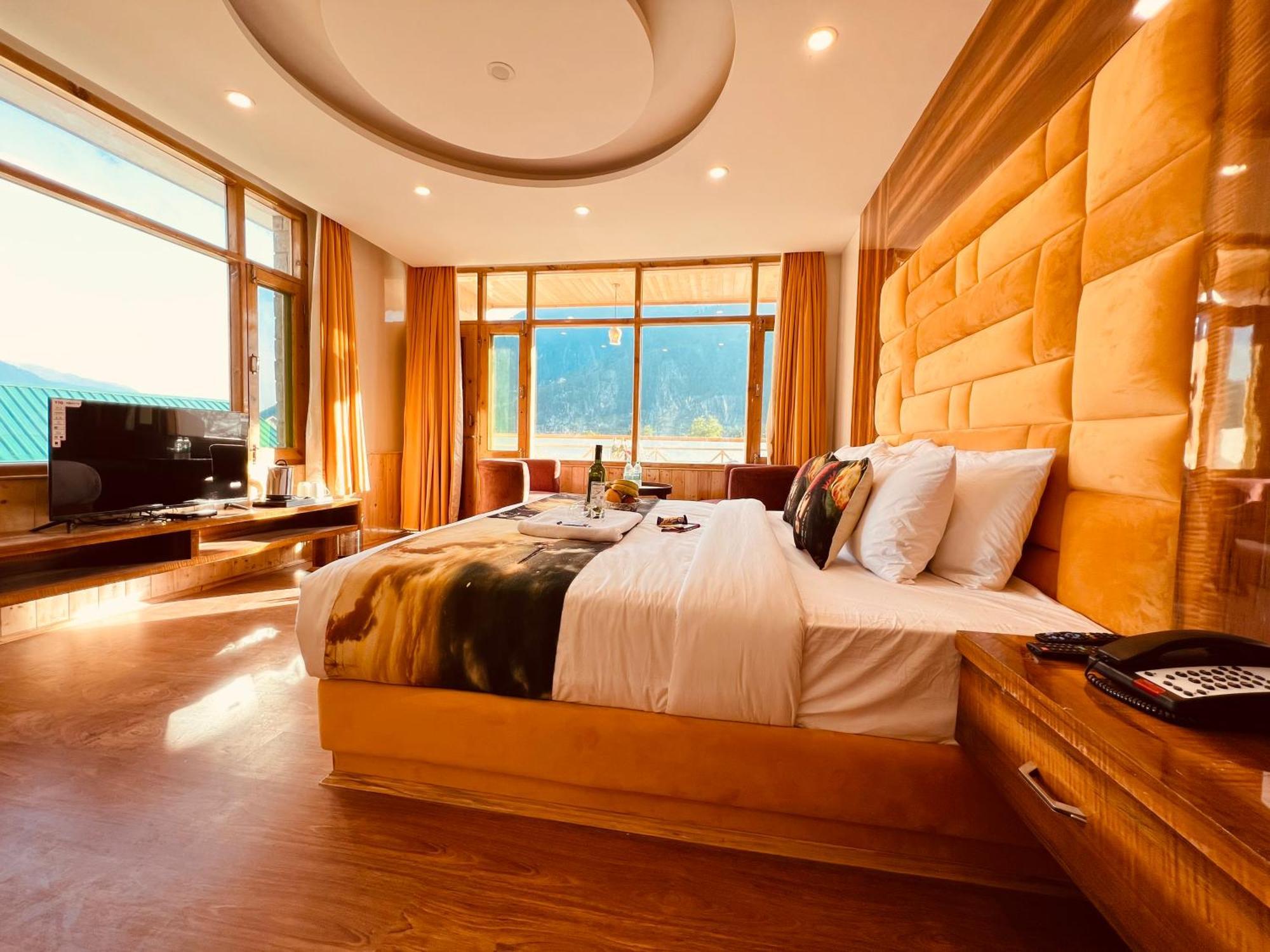 Hill River Resort - Central Heated & Air Cooled - Near Mall Road , Best Property Of Manali 2024- 2025 Exterior photo
